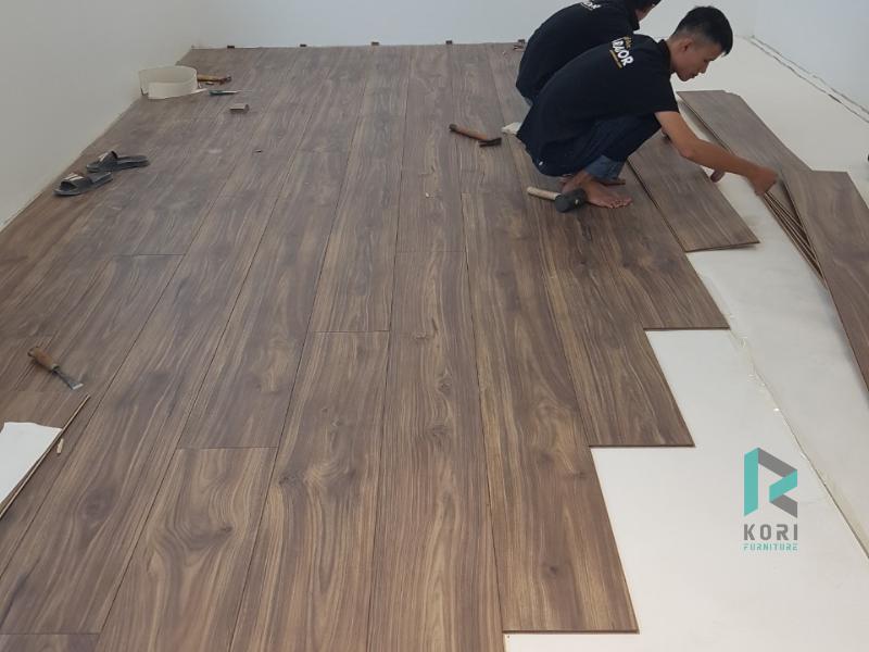 thi công lát sàn nhựa hèm khóa, sàn nhựa hèm khóa hàn quốc,