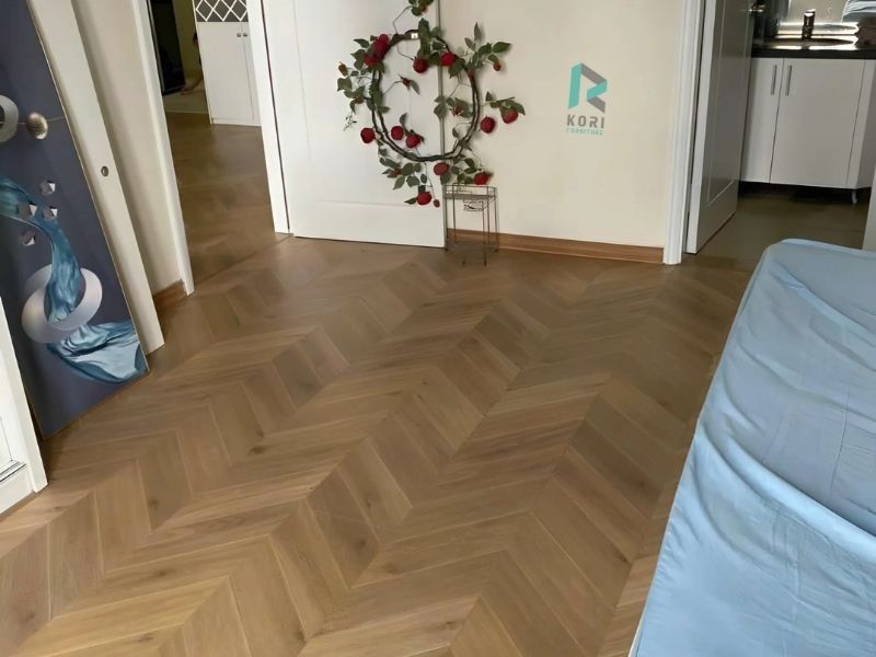 Sàn gỗ xương cá cốt đen chịu nước 120H | Giá sàn gỗ xương cá 8 giá sàn gỗ xương cá cốt đen