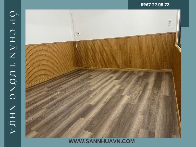 ốp chân tường nhựa cao cấp