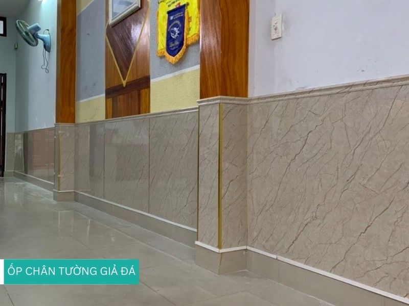 ốp chân tường nhựa giả đá